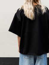 Afbeelding in Gallery-weergave laden, COCO T-SHIRT - Black