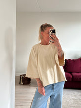 Afbeelding in Gallery-weergave laden, LENNY T-SHIRT - Ecru