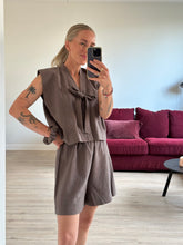 Afbeelding in Gallery-weergave laden, NOVÈL SHORTS - Dusty brown