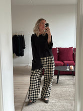 Afbeelding in Gallery-weergave laden, JAZZ SWEATER - Glitter