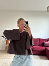 Afbeelding in Gallery-weergave laden, JAZZ SWEATER - Chocolate Brown