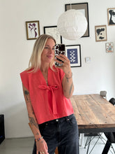 Afbeelding in Gallery-weergave laden, SUE WAISTCOAT - Coral