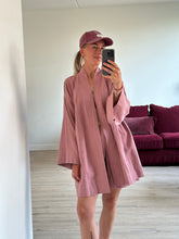 Afbeelding in Gallery-weergave laden, JUNE ROBE - Old pink