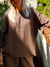 Afbeelding in Gallery-weergave laden, LENNY T-SHIRT - Brown