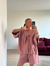 Afbeelding in Gallery-weergave laden, BOWIE ROBE - Dusty pink