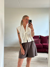 Afbeelding in Gallery-weergave laden, SUE WAISTCOAT - Ecru
