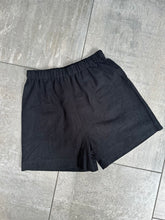 Afbeelding in Gallery-weergave laden, NOVÈL SHORTS - Black