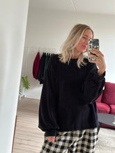 Afbeelding in Gallery-weergave laden, MARLEY SWEATER - Black