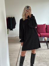 Afbeelding in Gallery-weergave laden, MAE SWEATDRESS - Glitter