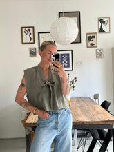 Afbeelding in Gallery-weergave laden, SUE WAISTCOAT - Khaki