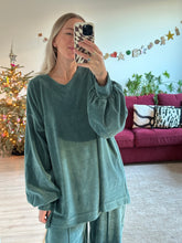 Afbeelding in Gallery-weergave laden, ROWAN SWEATER - Dusty petrol