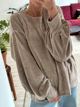 Afbeelding in Gallery-weergave laden, MARLEY SWEATER - Beige