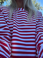 Afbeelding in Gallery-weergave laden, HOLLY LONGSLEEVE - Stripes red