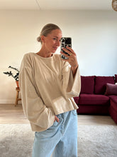 Afbeelding in Gallery-weergave laden, JAZZ SWEATER - Champagne