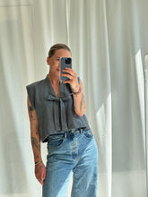 Afbeelding in Gallery-weergave laden, SUE WAISTCOAT - Grey