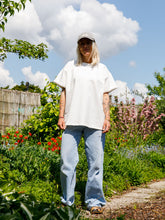 Afbeelding in Gallery-weergave laden, LOVA T-SHIRT - White