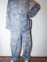 Afbeelding in Gallery-weergave laden, CLEO PANTS - Grey “tie dye”