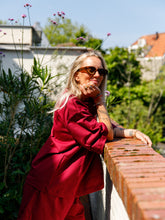 Afbeelding in Gallery-weergave laden, LENNY T-SHIRT - Wine red