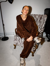 Afbeelding in Gallery-weergave laden, CLEO PANTS - Chocolate
