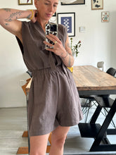 Afbeelding in Gallery-weergave laden, NOVÈL SHORTS - Dusty brown