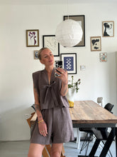 Afbeelding in Gallery-weergave laden, NOVÈL SHORTS - Dusty brown