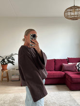 Afbeelding in Gallery-weergave laden, JAZZ SWEATER - Chocolate Brown
