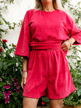 Afbeelding in Gallery-weergave laden, NOVÈL SHORTS - Raspberry red
