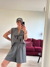 Afbeelding in Gallery-weergave laden, NOVÈL SHORTS - Grey