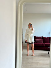 Afbeelding in Gallery-weergave laden, JUNE ROBE - Ecru