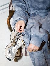 Afbeelding in Gallery-weergave laden, CLEO PANTS - Grey “tie dye”