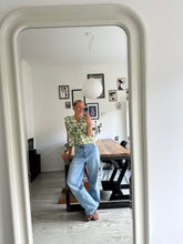 Afbeelding in Gallery-weergave laden, SUE WAISTCOAT - Green tie-dye
