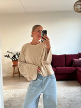 Afbeelding in Gallery-weergave laden, JAZZ SWEATER - Champagne