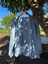 Afbeelding in Gallery-weergave laden, HOLLY LONGSLEEVE - Light blue