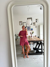 Afbeelding in Gallery-weergave laden, SET: ABBY T-SHIRT & NOVÈL SHORT - Old pink