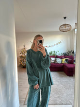 Afbeelding in Gallery-weergave laden, ROWAN SWEATER - Dusty petrol