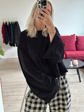 Afbeelding in Gallery-weergave laden, JAZZ SWEATER - Black