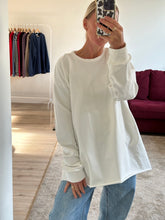 Afbeelding in Gallery-weergave laden, RUBY LONGSLEEVE - Off white