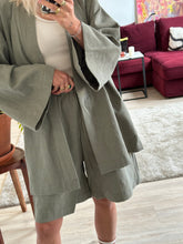 Afbeelding in Gallery-weergave laden, LOU SHORTS - Khaki