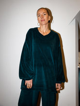 Afbeelding in Gallery-weergave laden, ROWAN SWEATER - Bottle