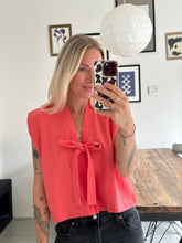 Afbeelding in Gallery-weergave laden, SUE WAISTCOAT - Coral