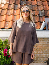 Afbeelding in Gallery-weergave laden, LENNY T-SHIRT - Brown