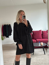 Afbeelding in Gallery-weergave laden, MAE SWEATDRESS - Glitter