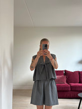 Afbeelding in Gallery-weergave laden, SUE WAISTCOAT - Grey