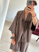 Afbeelding in Gallery-weergave laden, BOWIE ROBE - Dusty brown