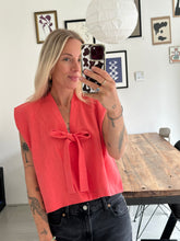 Afbeelding in Gallery-weergave laden, SUE WAISTCOAT - Coral