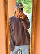 Afbeelding in Gallery-weergave laden, HOLLY LONGSLEEVE - Chocolat brown