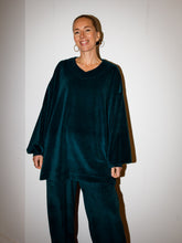 Afbeelding in Gallery-weergave laden, ROWAN SWEATER - Bottle