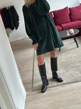 Afbeelding in Gallery-weergave laden, MAE SWEATDRESS - Bottle