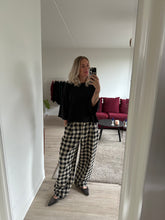 Afbeelding in Gallery-weergave laden, LIV T-SHIRT - Glitter