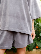 Afbeelding in Gallery-weergave laden, LENNY T-SHIRT - Grey